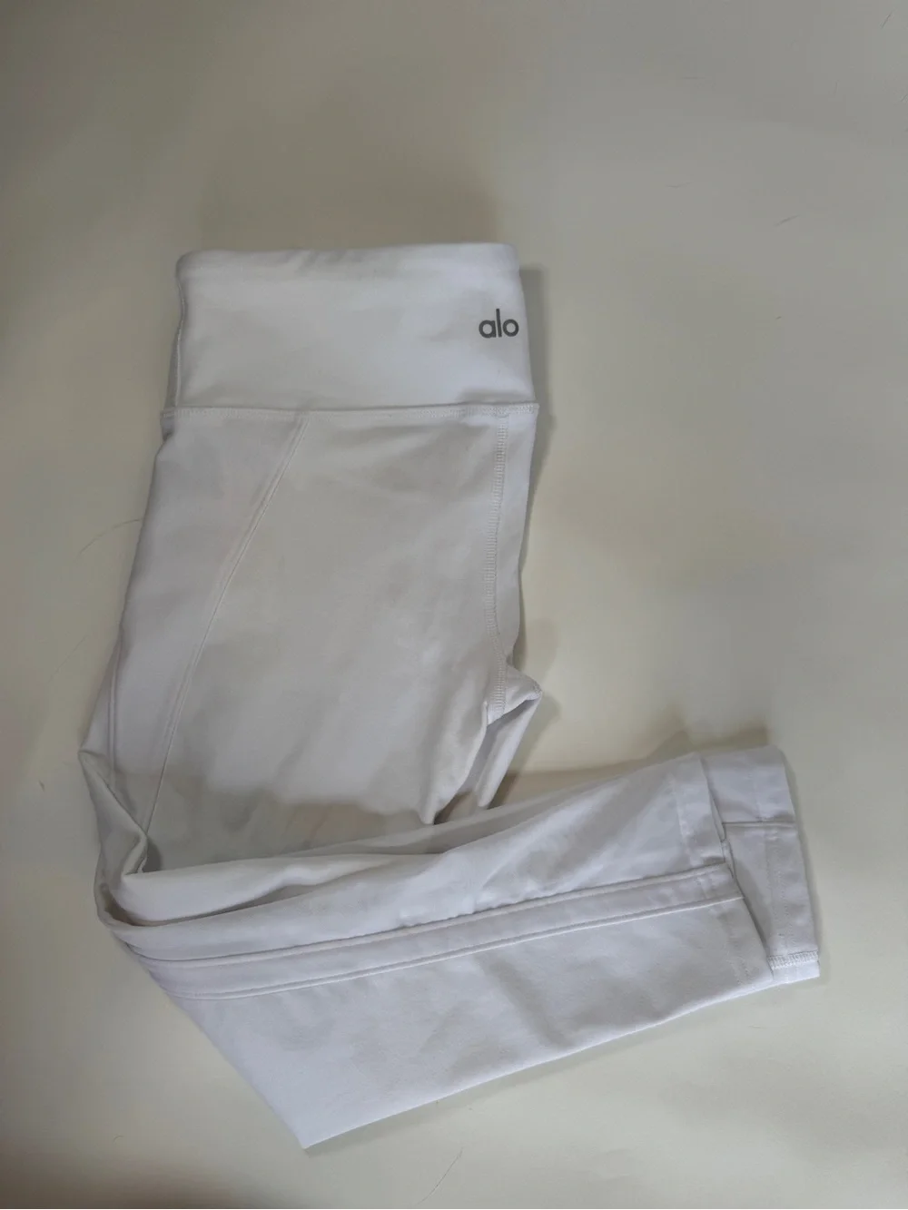 Alo Yoga White Cropped Leggings Size S